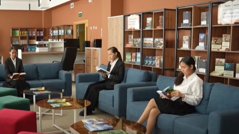 Кадры из видео