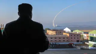 Северная Корея запустила ракеты