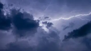 Грозовой фронт: какие города Казахстана накроет 24 мая