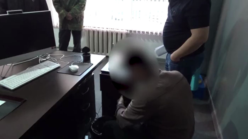 Кадры из видео