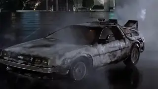 Оригинальный DeLorean и другие ретроавто выставят в музее США