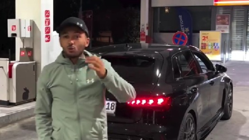 Кадры из видео