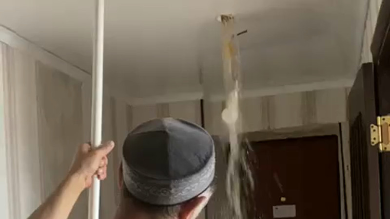 Кадры из видео