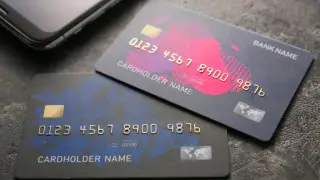 Казахстанцы пожаловались на “пропажу“ денег в Freedom: что ответили в банке