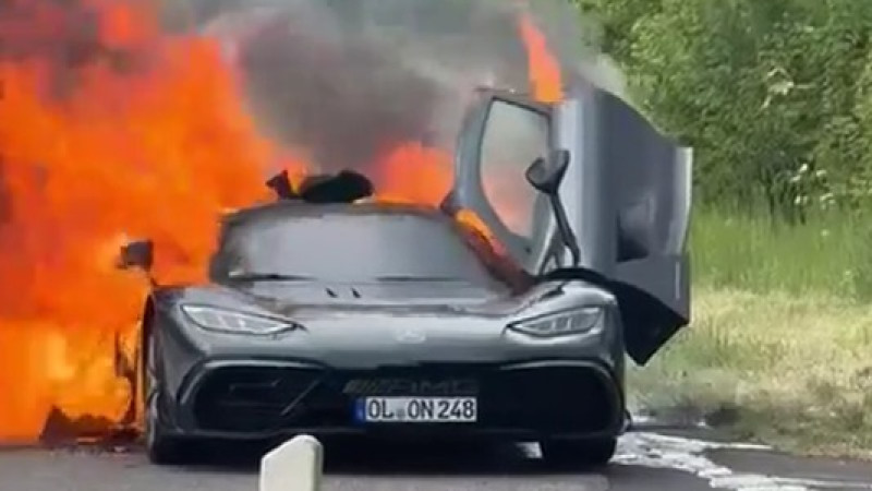 Кадры из видео