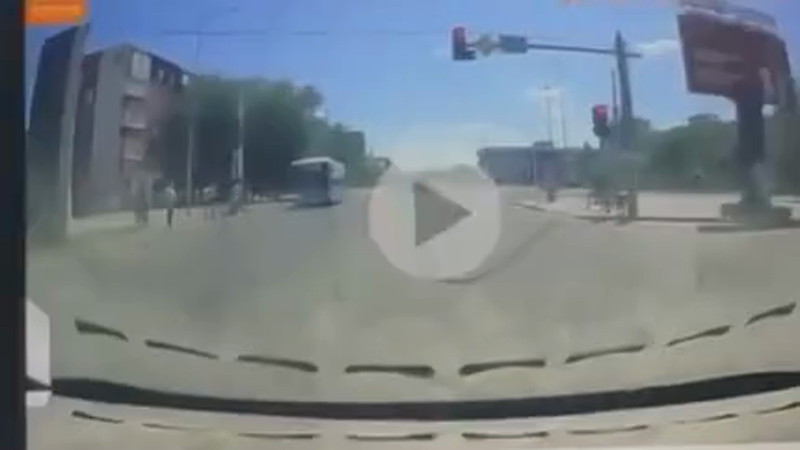 Кадры из видео