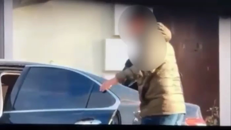 Кадры из видео