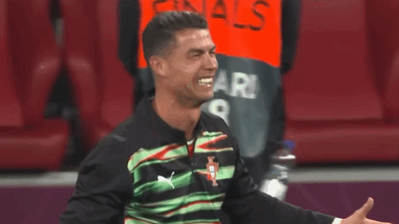 Кадры из видео