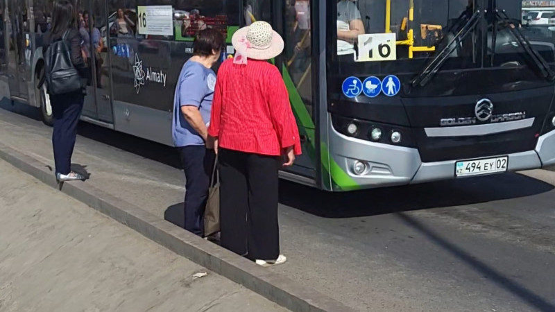 Кадры из видео