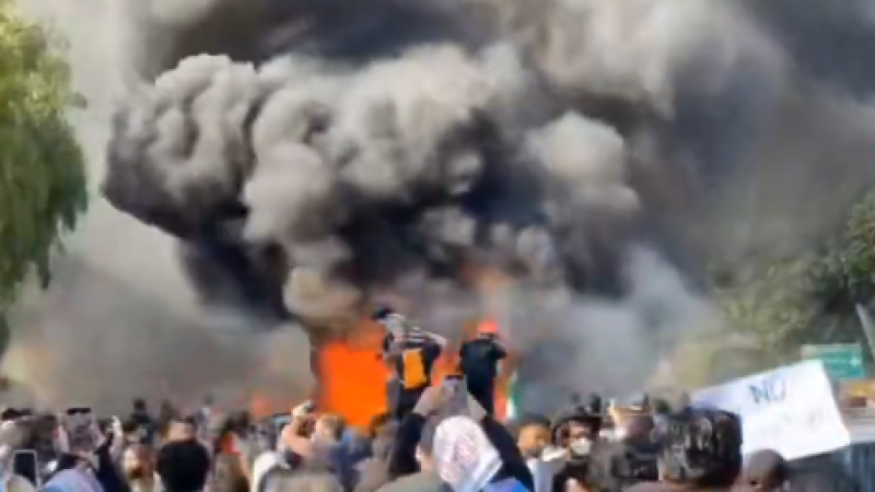 Кадр из видео: X.com