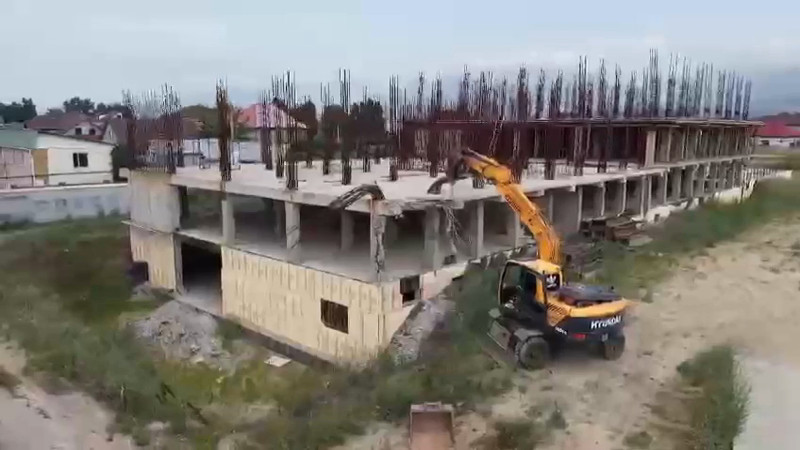 Кадры из видео