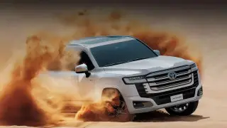 Toyota Land Cruiser 300 стала гибридом