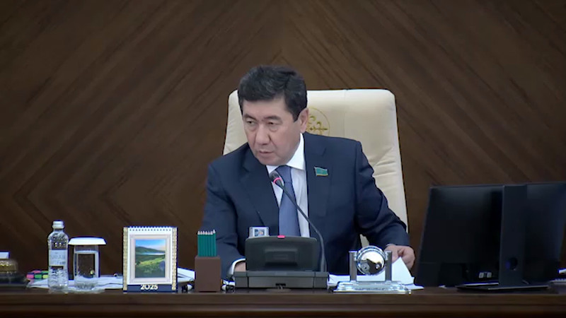 Кадры из видео