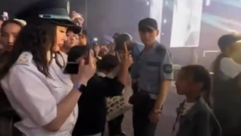 Кадры из видео