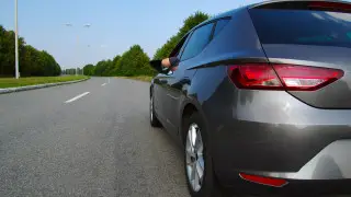 Казахстанку оштрафовали за надпись на автомобиле