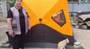 В Костанае пожилая пара вынуждена жить в палатке