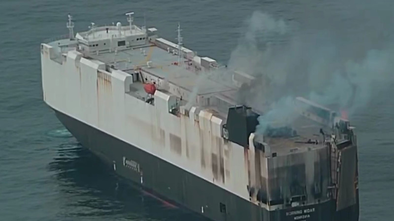 Кадры из видео