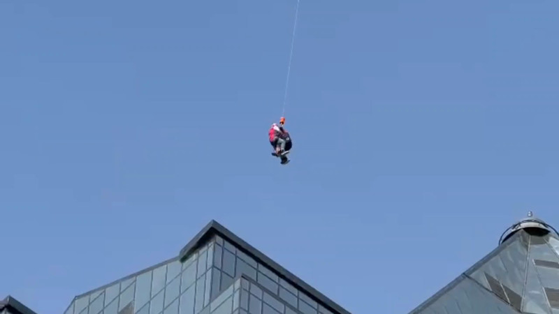 Кадры из видео