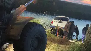 В Актюбинской области мужчина и его внук утонули вместе с машиной