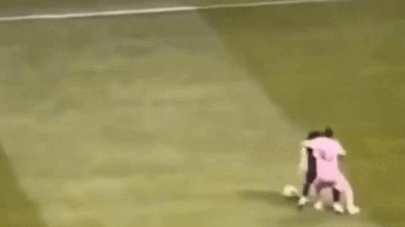 Кадры из видео