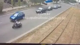 Угонщик мопедов протащил полицейского по дороге в Алматы