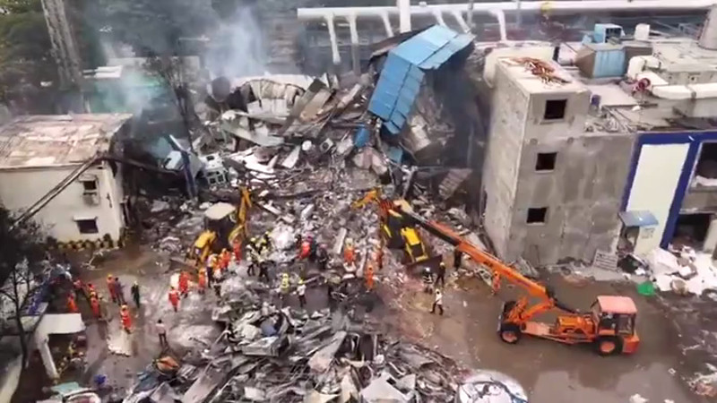 Кадры из видео