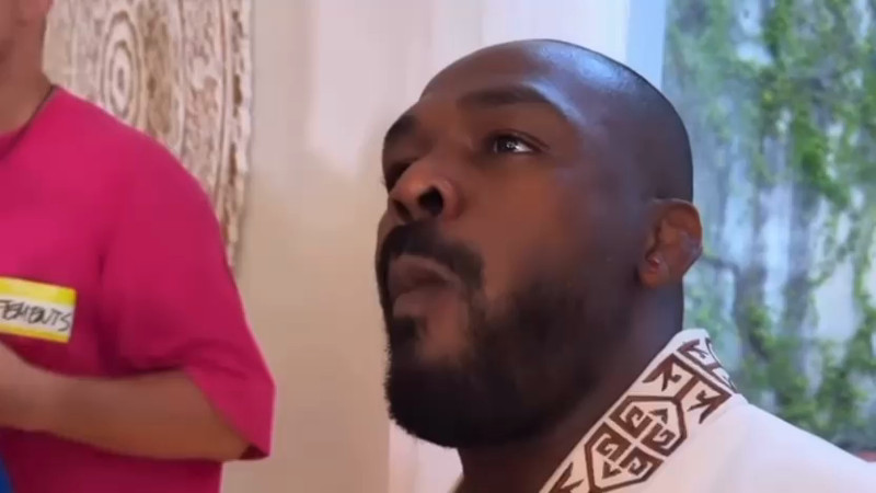 Кадры из видео