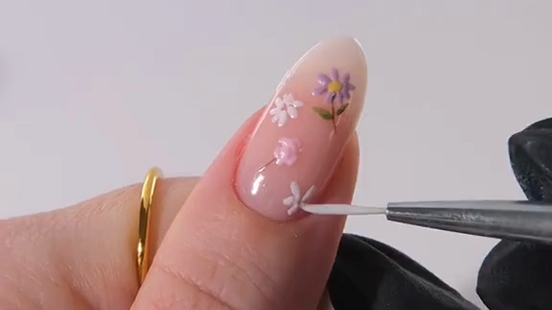 Кадры из видео