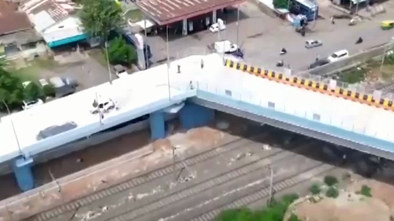 Кадры из видео