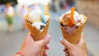 Как выбрать безопасное мороженое летом, рассказали в Минздраве