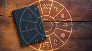 Гороскоп на сегодня: кому стоит остаться дома, а кому - говорить мягче
