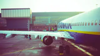 Мужчина погиб, попав в двигатель самолета в аэропорту Милана