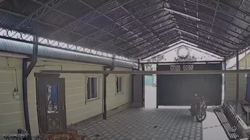 Кадры из видео