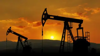 Казахстан и Азербайджан займут центральное место в поставках нефти в Европу - СМИ