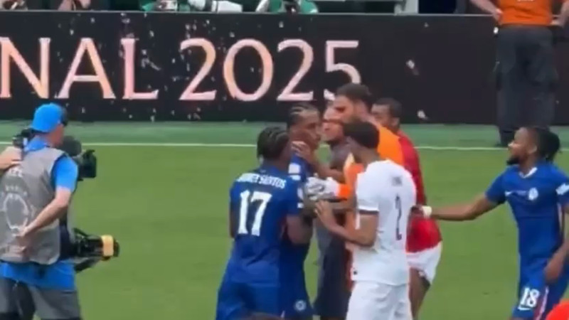 Кадры из видео