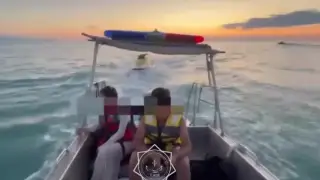 Двое подростков оказались на озере Алаколь на сломанном гидроцикле