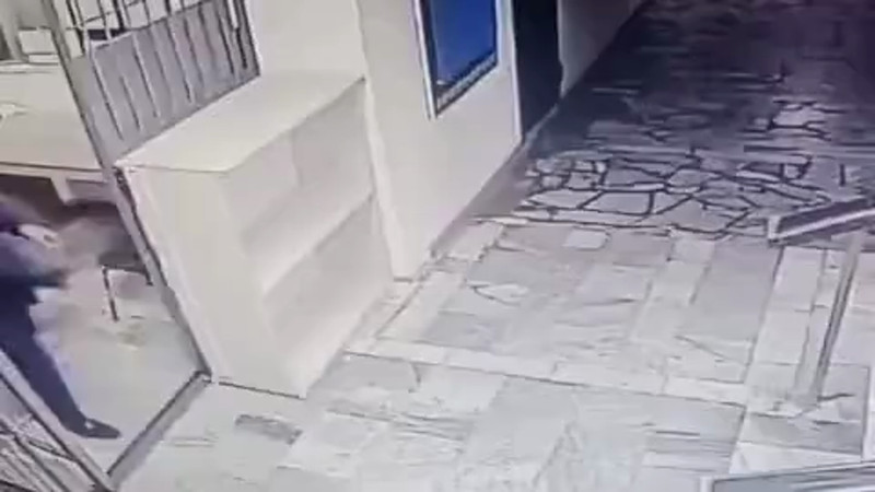 Кадры из видео