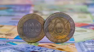 Две крупные компании обвинили в недоплате налогов на миллионы тенге