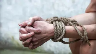 “Связали и волокли по степи“: жестокое убийство женщины расследуют в Жетысу