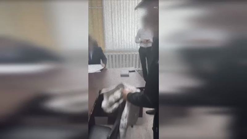 Кадры из видео