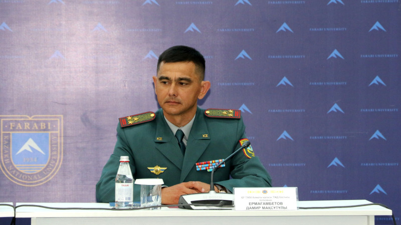 Дамир Ермагамбетов. Фото пресс-службы ДЧС Алматы