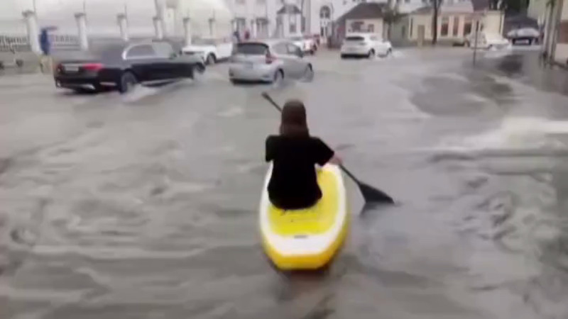 Кадры из видео