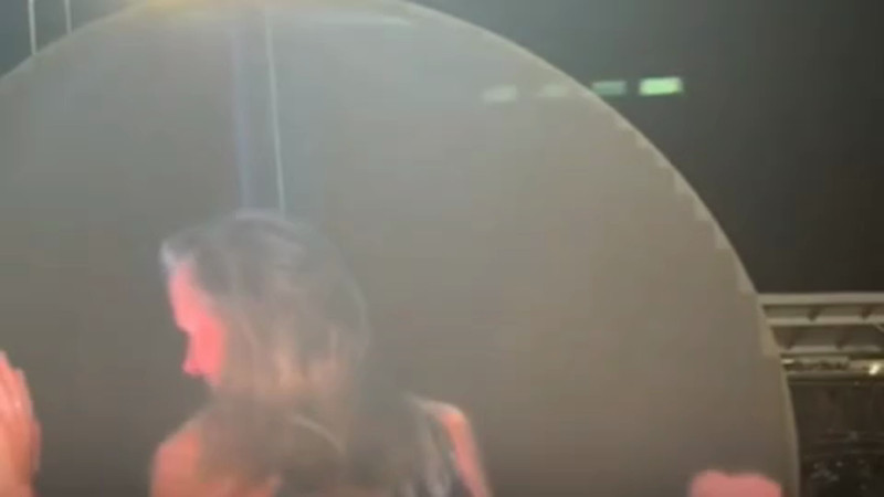 Кадры из видео