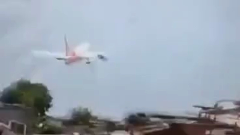 Кадры из видео