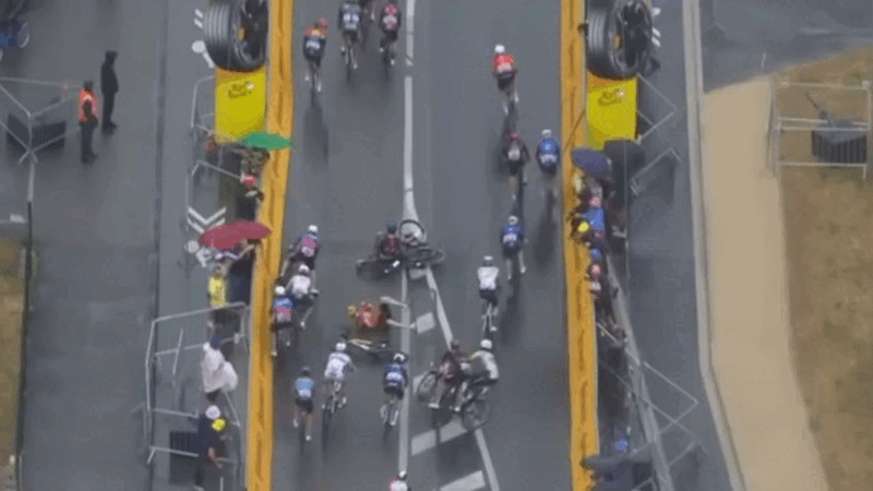 Кадры из видео