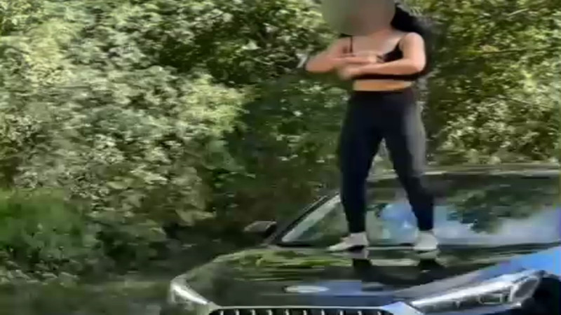 Кадры из видео