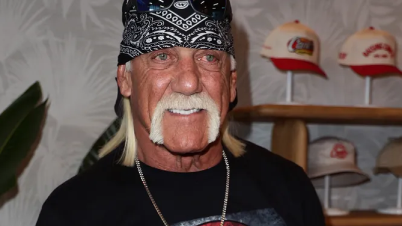 Кадр из видео: TMZ