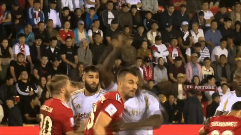 Кадры из видео