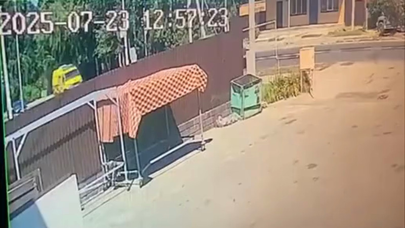 Кадры из видео