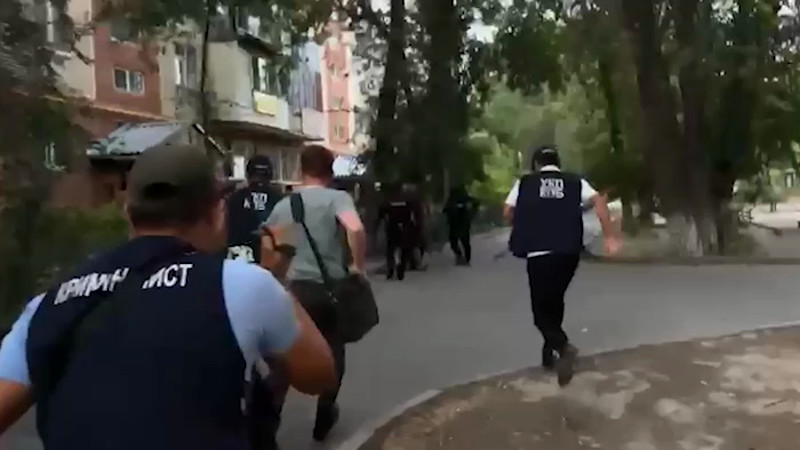 Кадры из видео